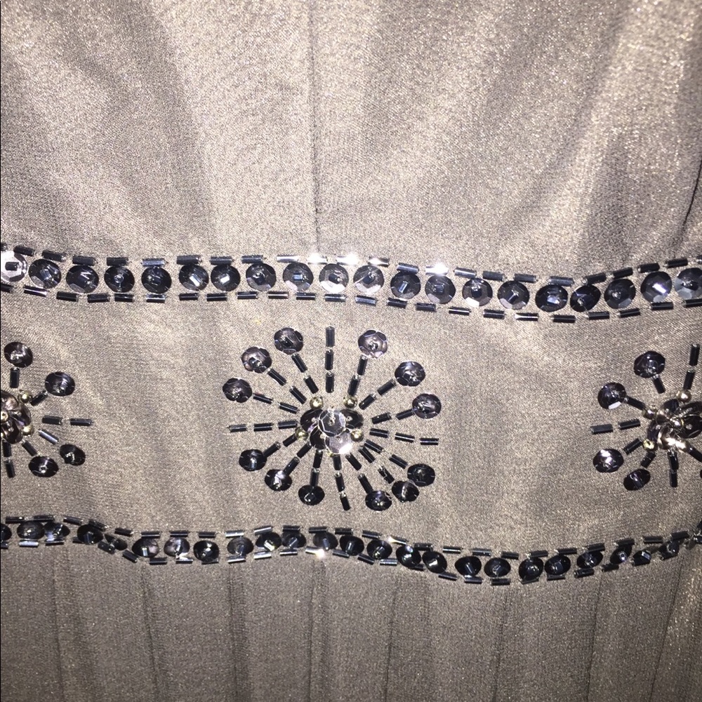 Dress - Picture 2 of 6